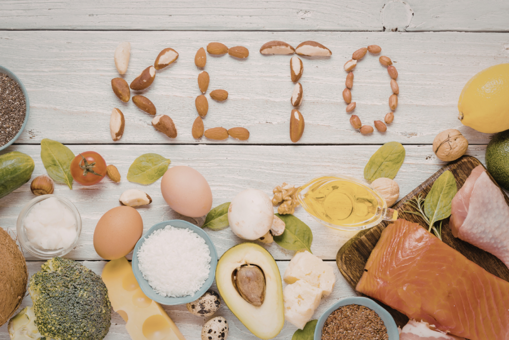 Blood test panel for monitoring health during ketogenic diet including glucose and cholesterol levels